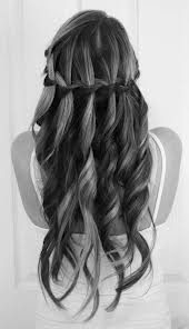 hows a cute way to wear your hair <3