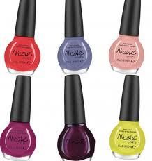 What Nail polish Should U wear to a party?