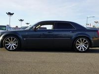 2007 Chrysler 300 Srt8 6.1 liter V-8 20 inch rims