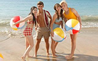 Teen Beach Movie OFFICIAL Fan Club (Only on Qfeast)