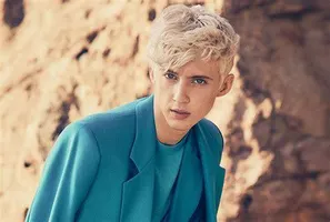 Face Reveals! (1) Face Reveals! (1)