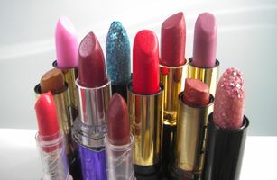 What's your favorite color lipstick to wear?