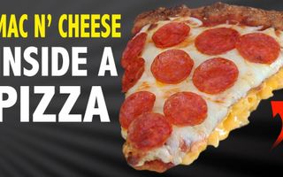 MAC N' CHEESE INSIDE A PIZZA - VERSUS