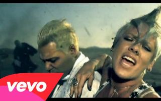 P!nk - Funhouse