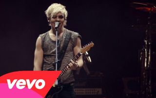 R5 - Counting Stars (Live In London) ft. The Vamps