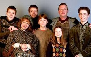 HARRY POTTER - THE WEASLEY FAMILY