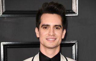 Guess the Panic! at the Disco Lyrics Quiz! (Hard...I hope?)