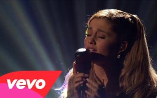 Ariana Grande - The Way/Tattooed Heart (2013 AMAs)