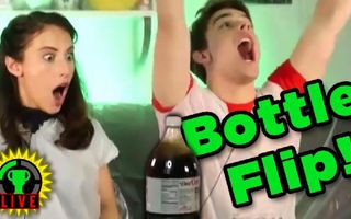 The Ultimate BOTTLE FLIP Challenge! | So Wet and Sticky