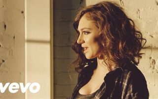 Daya - Hide Away (Official Music Video – International Version)