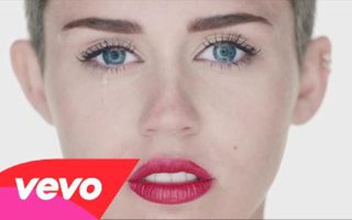 Miley Cyrus - Wrecking Ball