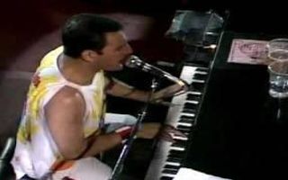 Queen - 'Bohemian Rhapsody' (Live)