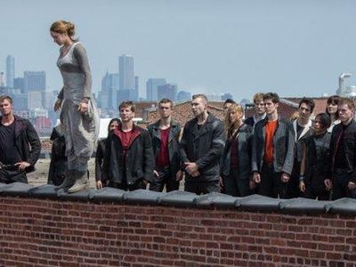 Divergent Page!'s Photo