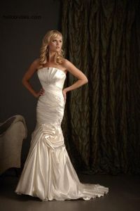 US dollar 429 Hellobridals Allure Exclusive 2415