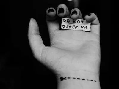 Describe yourself in one picture's Photo Describe yourself in one picture's Photo