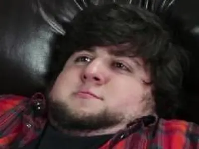 Describe yourself in one picture's Photo Describe yourself in one picture's Photo