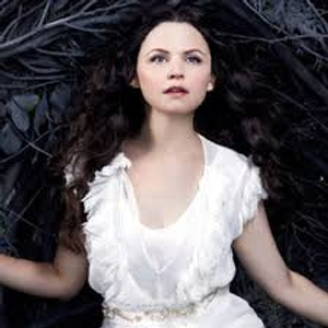 Snow White (Mary Margaret)