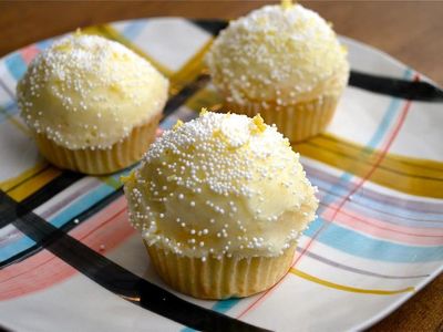 Lemon cupcakes