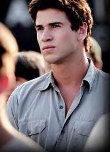 Who plays Gale Hawthorne?