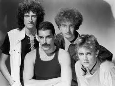 Which 3 songs did Queen sing?