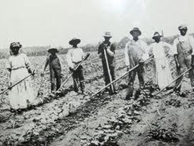 A system in which farmers rented land in return for crops.