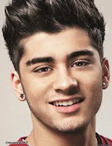 what color eyes does zayn malik have