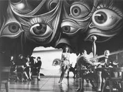 Which surrealist filmmaker did Dali collaborate with?