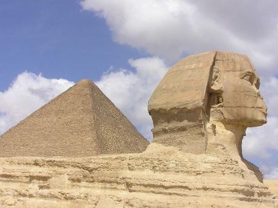 Which ancient wonder of the world was located in Egypt?