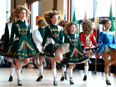 Which of the following is a traditional folk dance from Ireland?