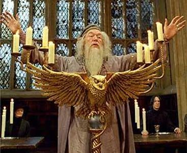 What colour is Pr.Dumbledore's eyes