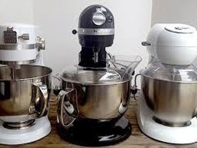 What is the top selling brand of electric mixers in 2015?