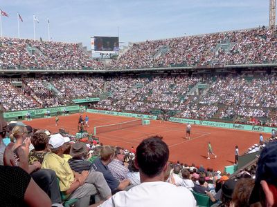 Which Grand Slam tournament is held in Paris, France?