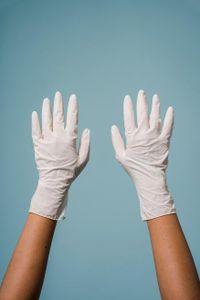 Which type of gloves are commonly worn during formal events?