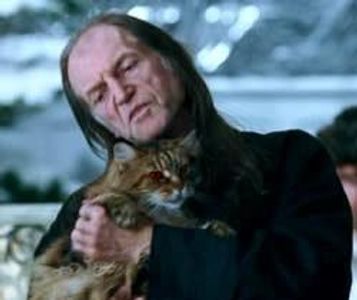 What is FIlch's cat's name?