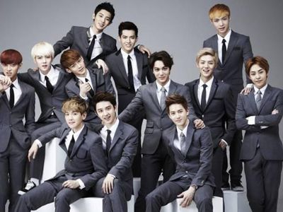 Who is the leader of Exo-k and who was the leader of Exo-m?