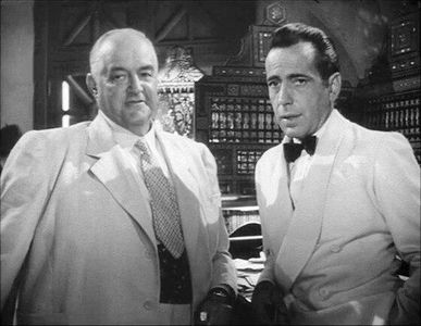 In which classic movie does Humphrey Bogart play Rick Blaine?