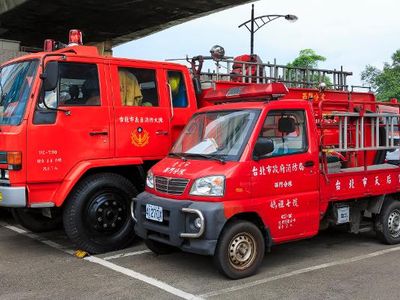 Which type of truck is primarily used in firefighting?