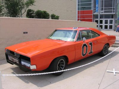 What color is the famous classic car known as the 'General Lee' in the TV series 'The Dukes of Hazzard'?