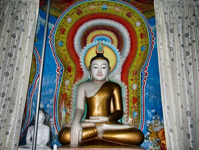 What is the primary form of meditation practiced in Buddhism?