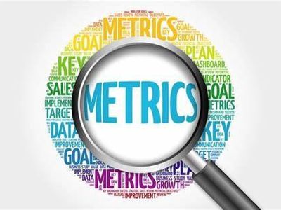 Which analytics tool helps businesses track website traffic, user behavior, and other key metrics?