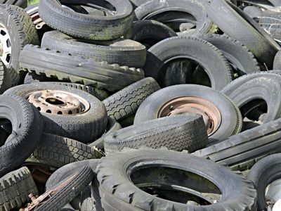 Why should you replace old tyres?