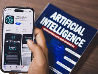 What is the name of the famous AI-powered virtual assistant developed by Apple?