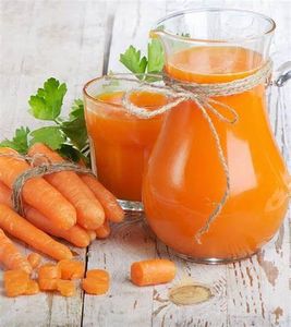 What vegetable is used to make carrot juice?