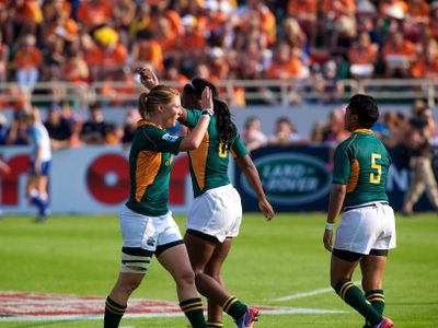 What is the maximum number of passes allowed before a try in Rugby Sevens?