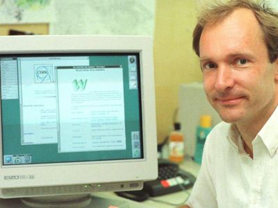 Who is considered the inventor of the World Wide Web?