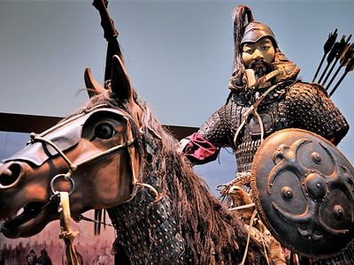 What was the primary mode of transportation for the Mongol army?