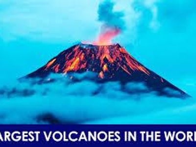 Which of the following is the largest active volcano on Earth?