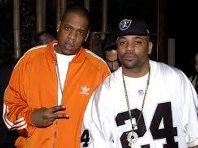 Which rapper mogul founded the record label Roc-A-Fella Records?