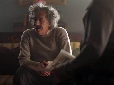 Who portrayed the legendary physicist Albert Einstein in the TV series 'Genius'?