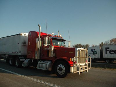 What is the maximum allowed length for a semi-truck in the United States?